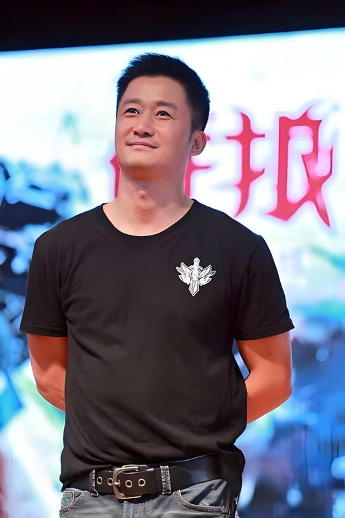 新澳2025今晚特马开奖结果和51岁吴京赛车冠军与吴京跑车